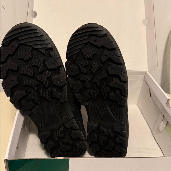 Men's Yukon Waterproof Brown and Black Boots - Picture 7 of 7